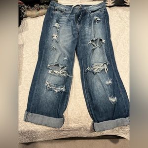 Kancan distressed boyfriend jeans size 11/29